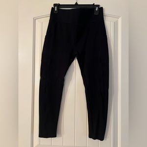 Loft Lou & Gray Black leggings with side pockets/ size medium